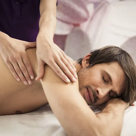 Narzissen Vital فندق 4*