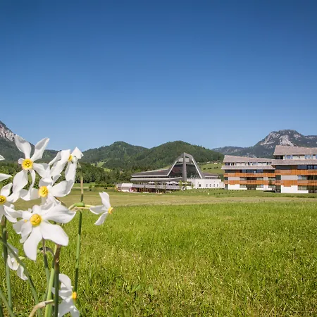 Narzissen Vital 4* באד אאוסי