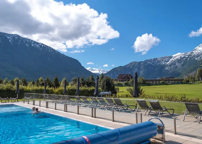 Narzissen Vital 4* באד אאוסי